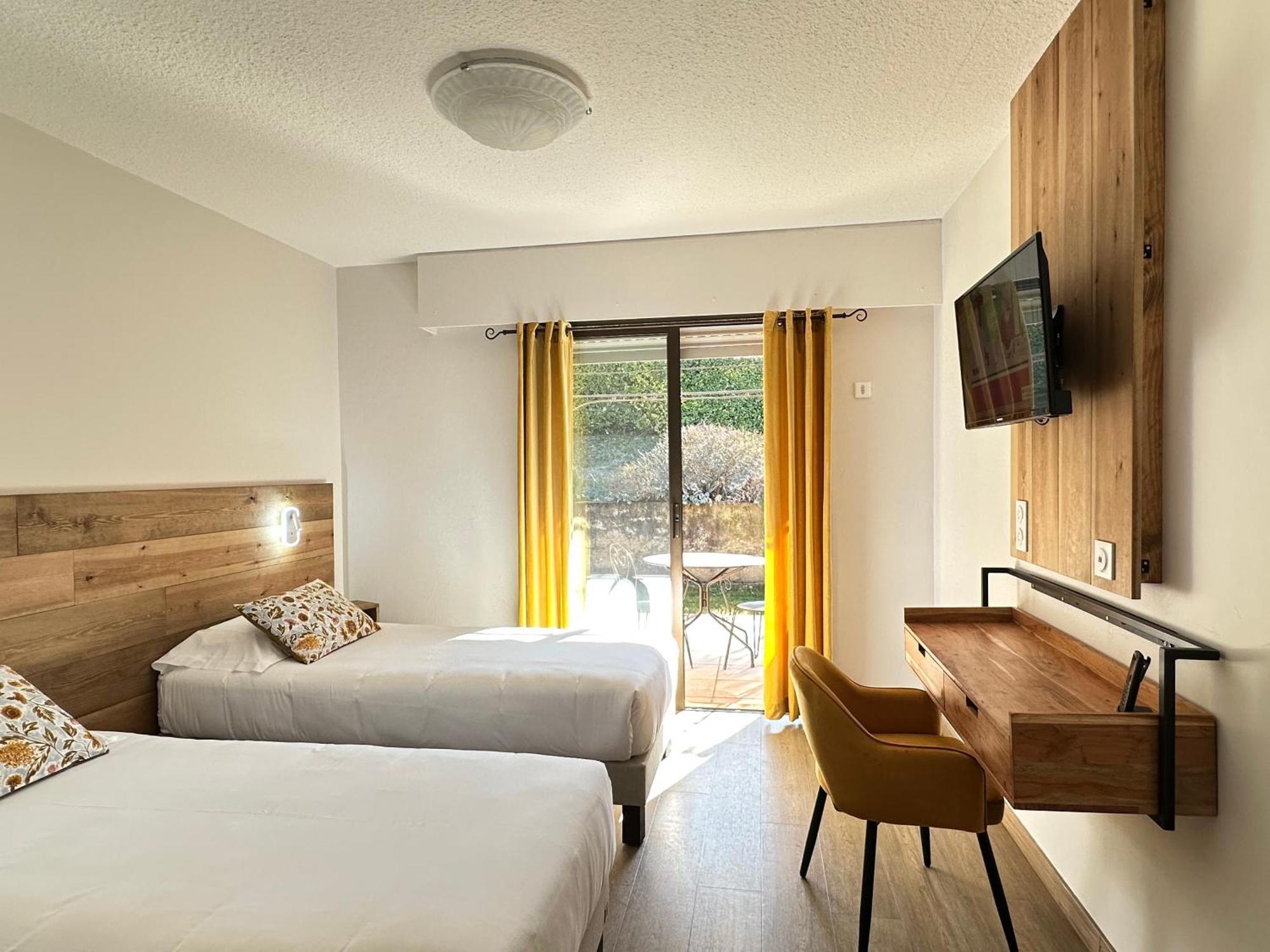 Hotel Le Colombier موستيه سانت ماري المظهر الخارجي الصورة