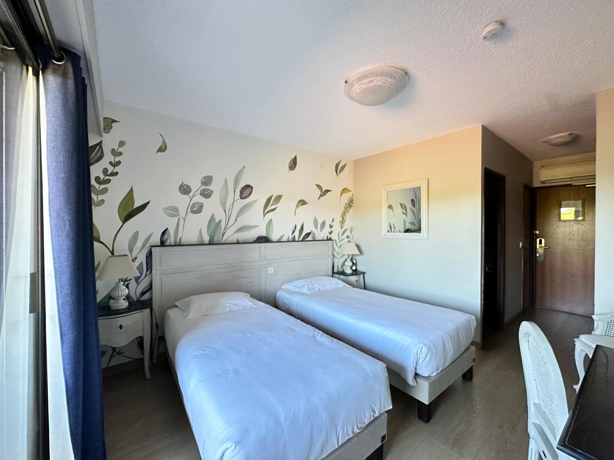 Hotel Le Colombier موستيه سانت ماري المظهر الخارجي الصورة