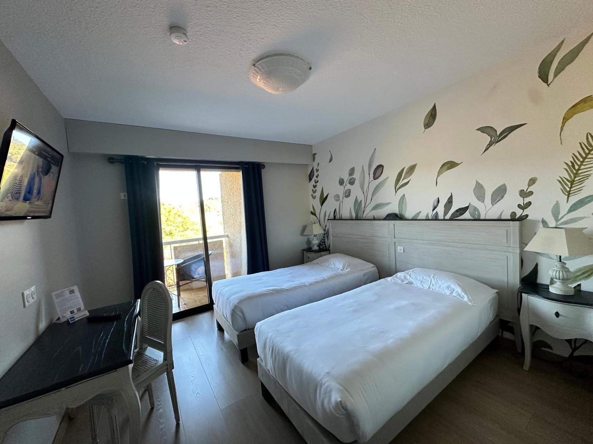 Hotel Le Colombier موستيه سانت ماري المظهر الخارجي الصورة