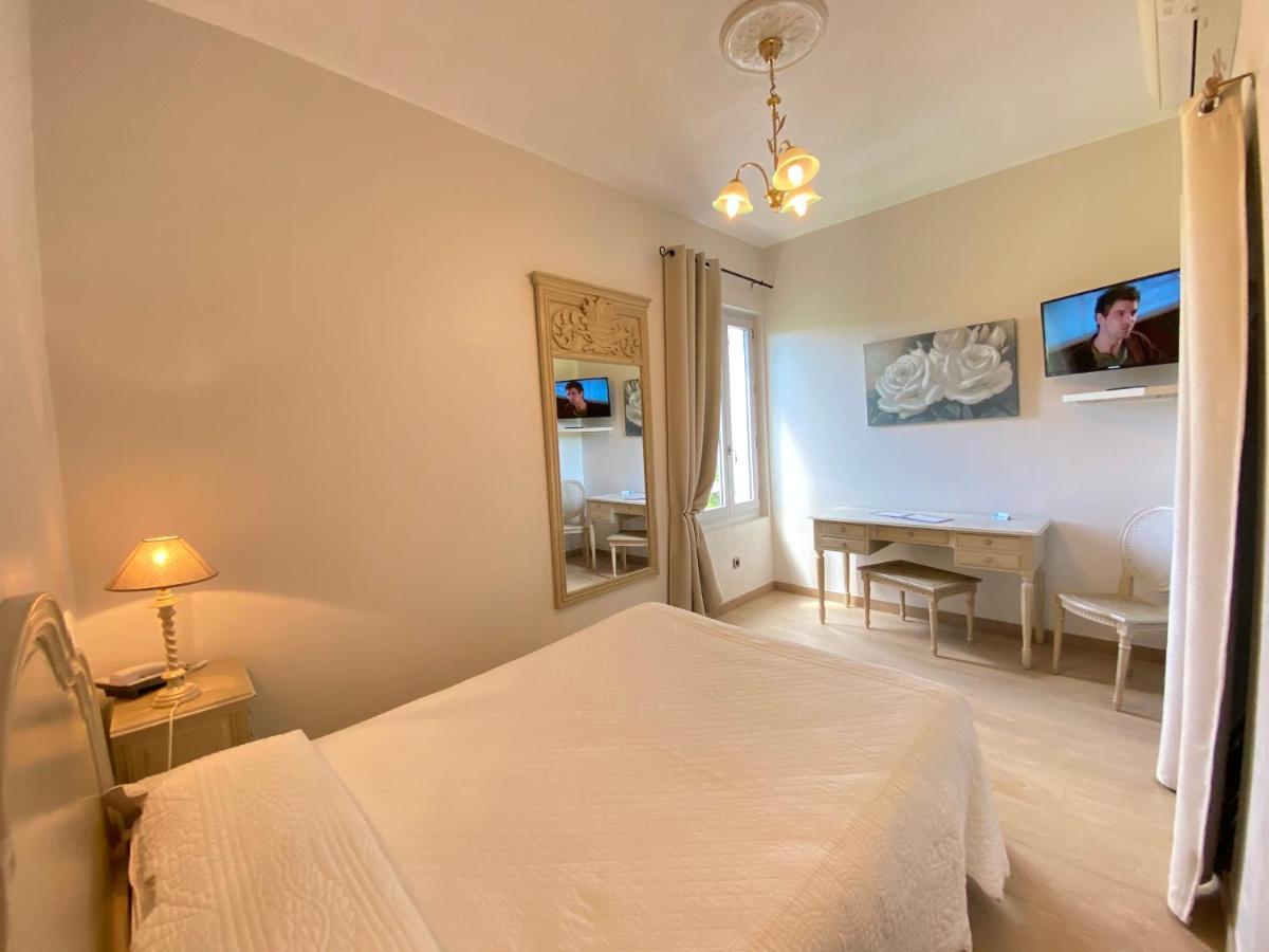 Hotel Le Colombier موستيه سانت ماري المظهر الخارجي الصورة